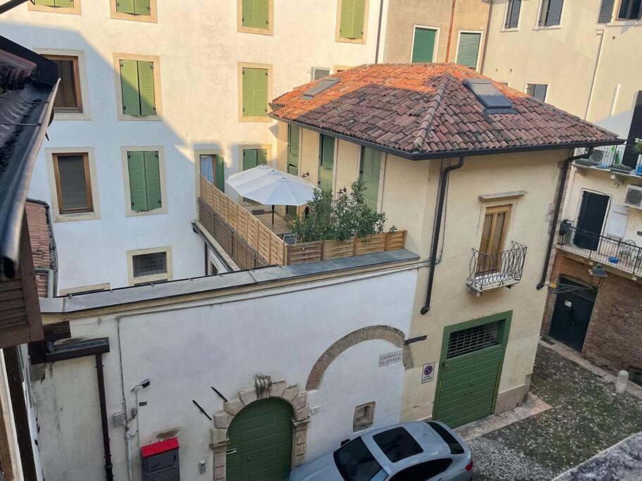 Black Mirror Verona Exterior foto
